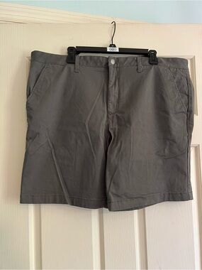 Men's Green Casual Chino Shorts